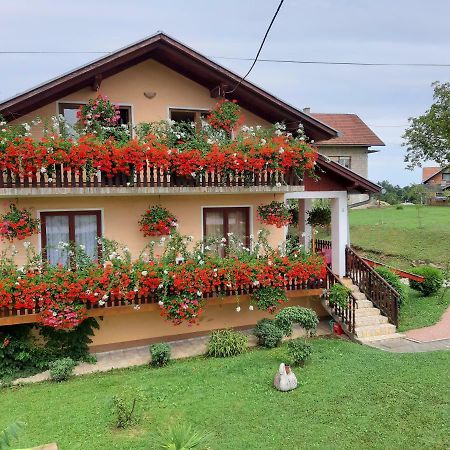 Apartman Morana Slunj Exterior photo